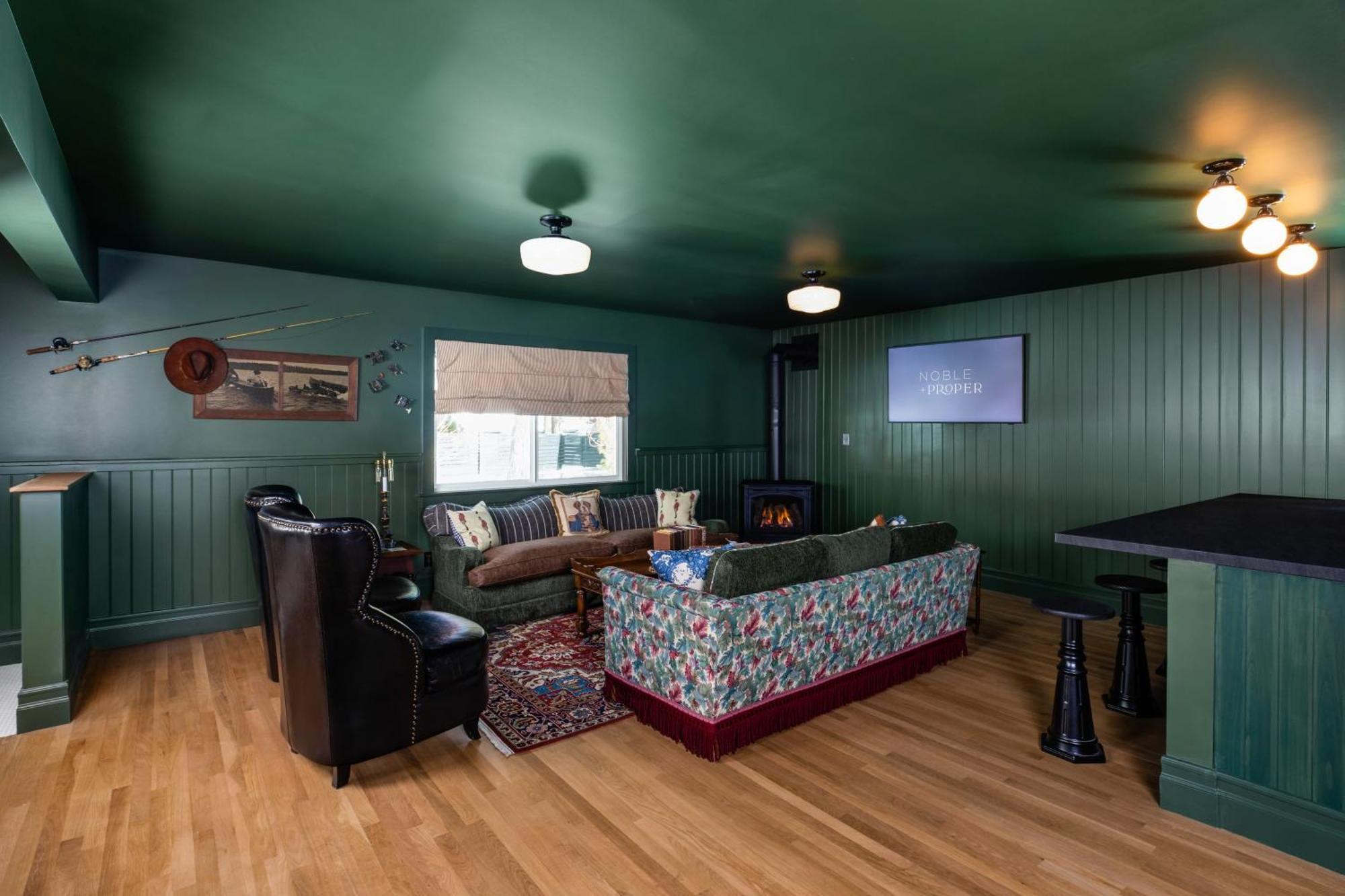 Np Boutique Lodge بيغ بير لاكي، سان بيرناردينو، كاليفورنيا الغرفة الصورة