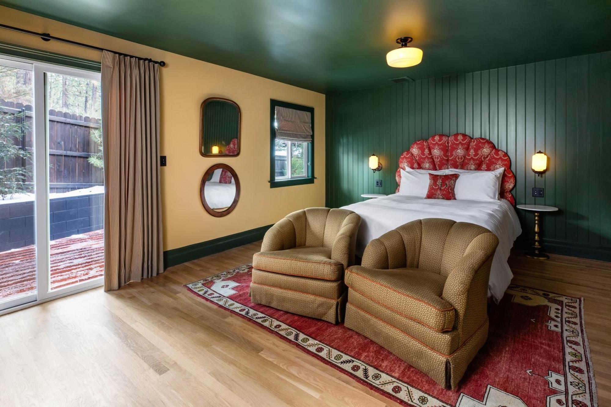 Np Boutique Lodge بيغ بير لاكي، سان بيرناردينو، كاليفورنيا الغرفة الصورة